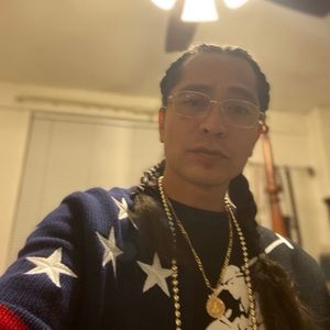 Meet your Posher, Gilbert